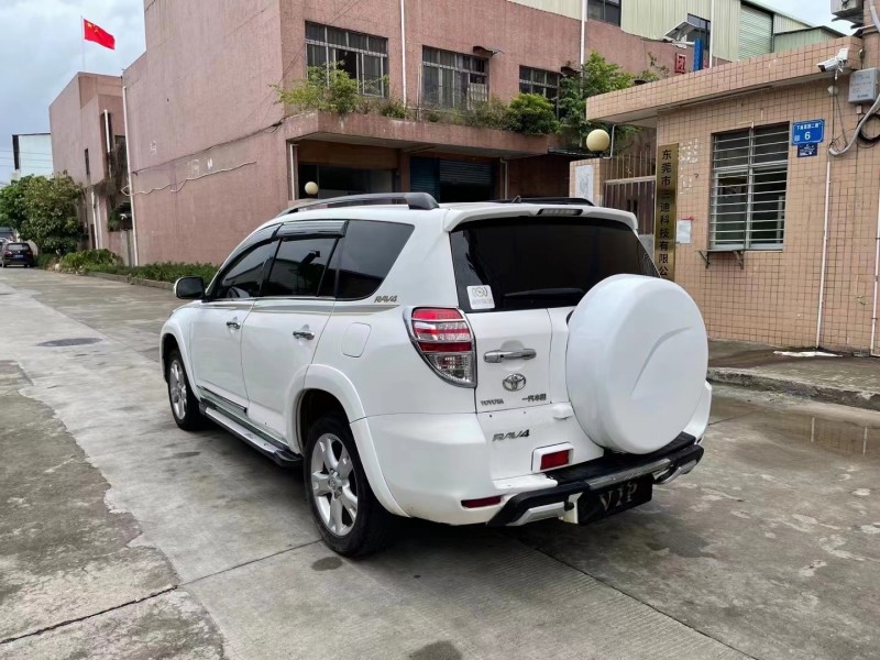 惠州11年豐田RAV48