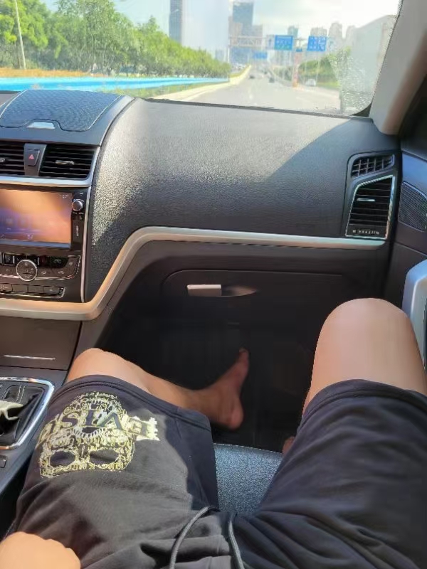 武汉16年吉利帝豪3