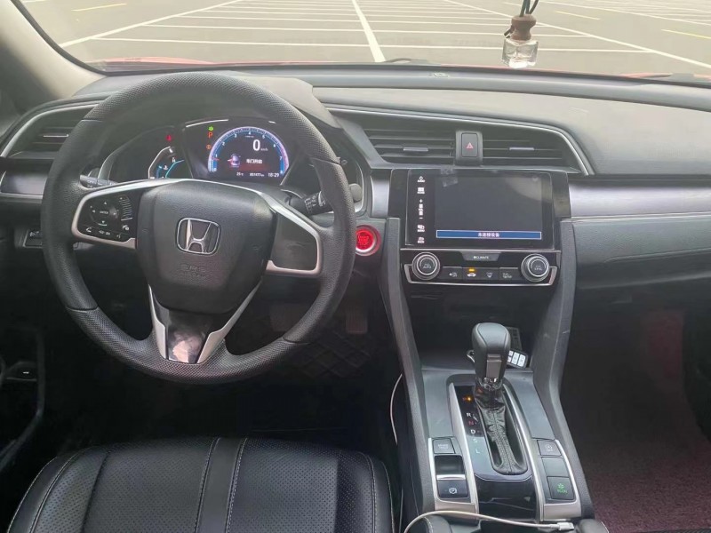 潍坊18年本田思域4