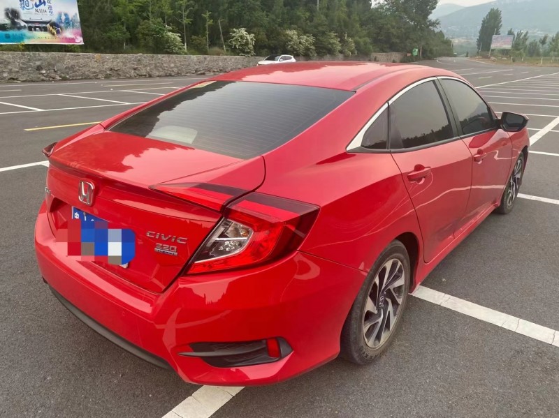 潍坊18年本田思域7