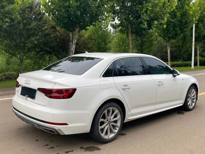 徐州19年奥迪A4L3