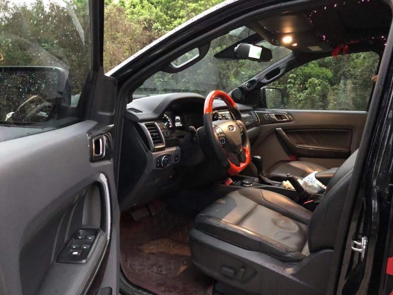 广州17年福特撼路者4