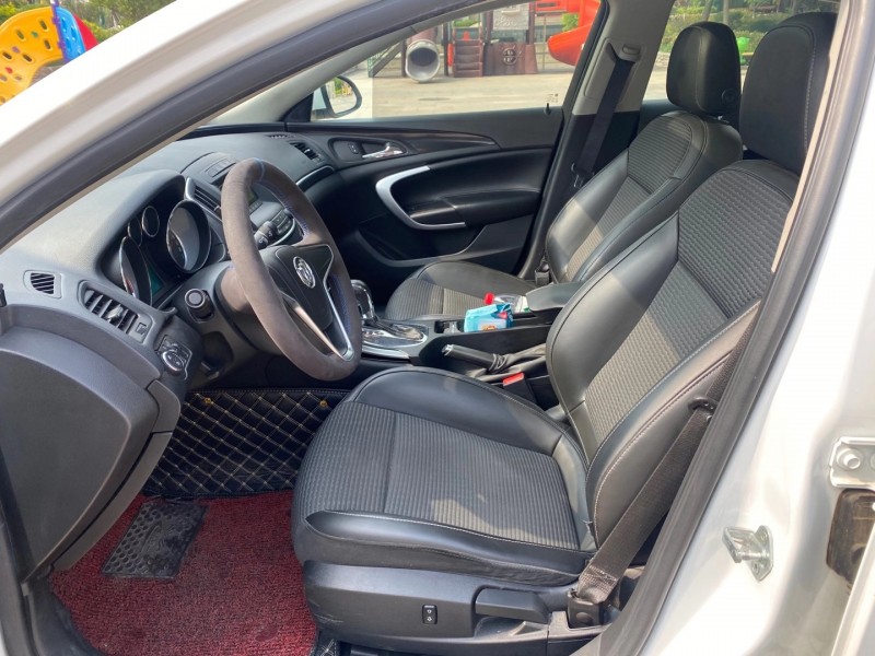 青岛16年别克君威3