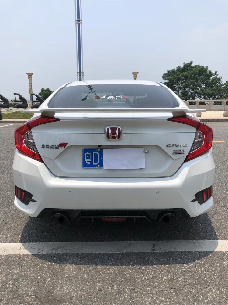 佛山19年本田思域1