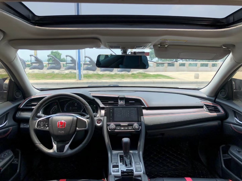 佛山19年本田思域7