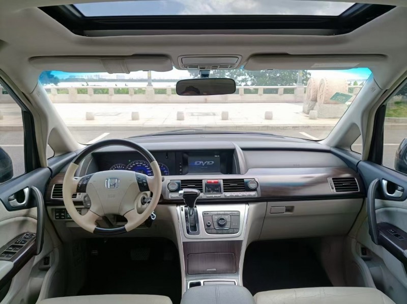 佛山14年本田艾力绅5