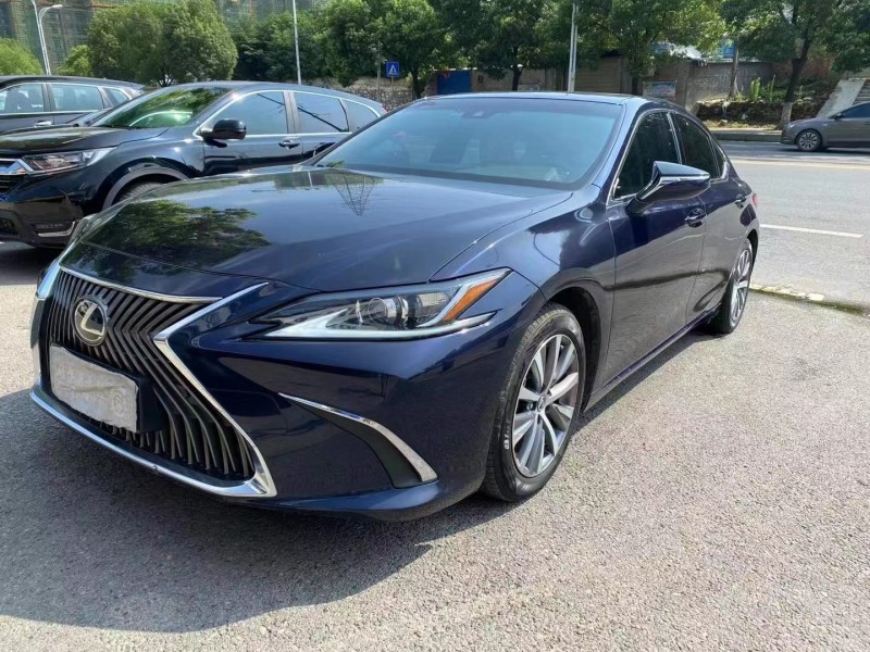 武汉18年雷克萨斯ES6