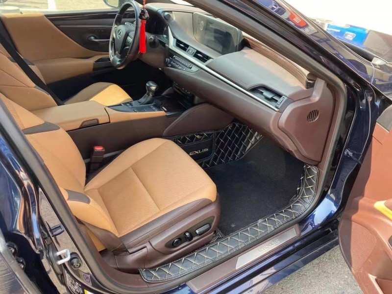 武汉18年雷克萨斯ES1