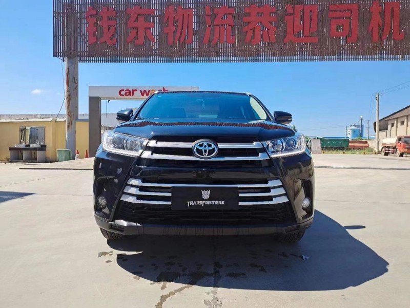 武汉18年丰田汉兰达1