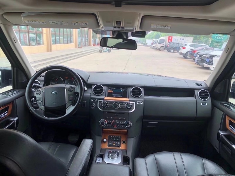 东营13年路虎发现46