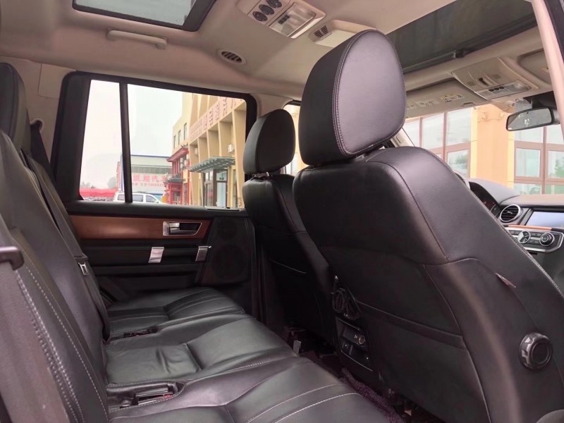 东营13年路虎发现47