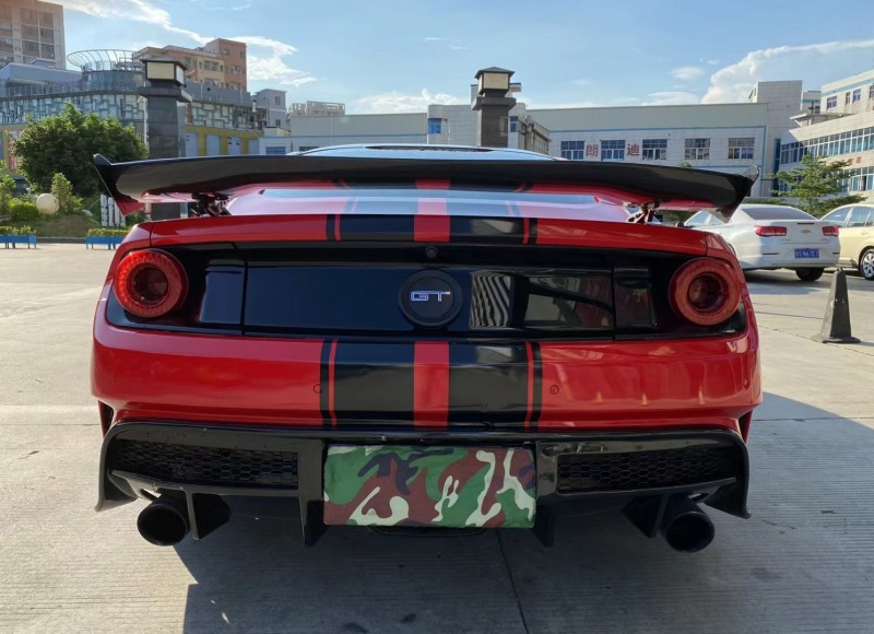 东莞17年福特野马1