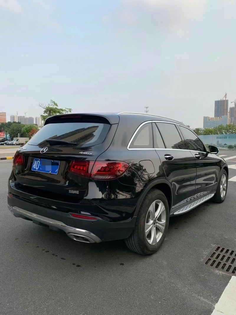 广州19年奔驰GLC9