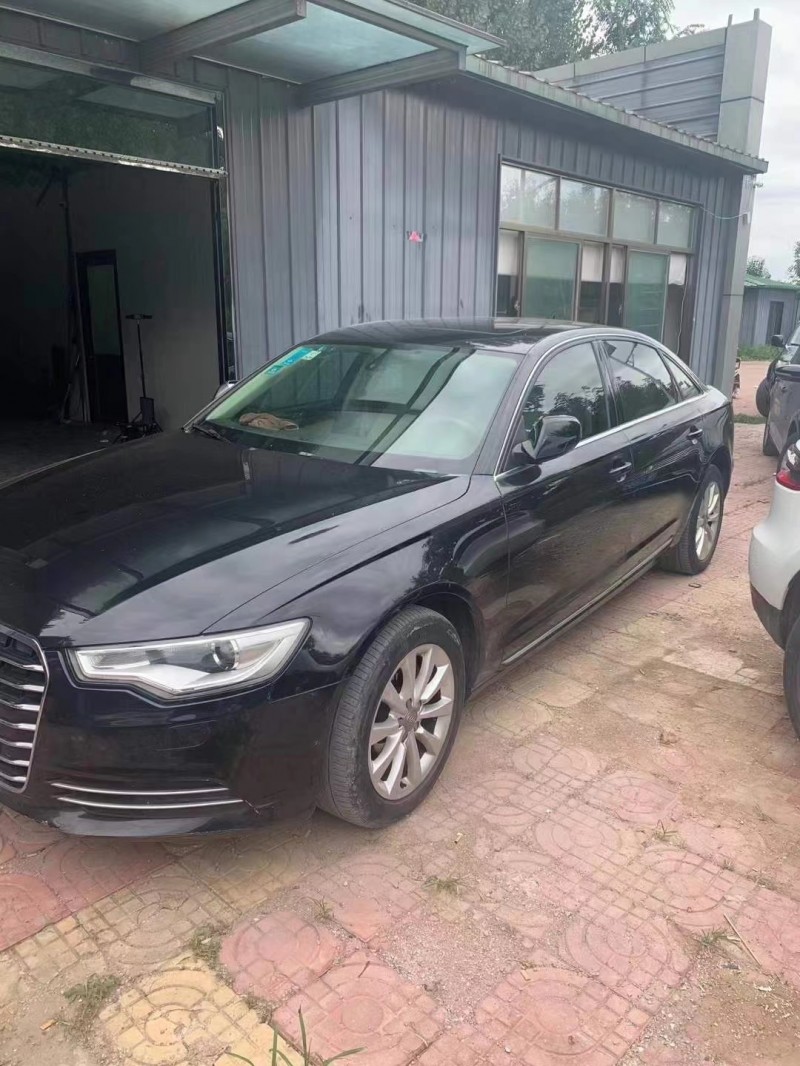 青岛12年奥迪A6L8