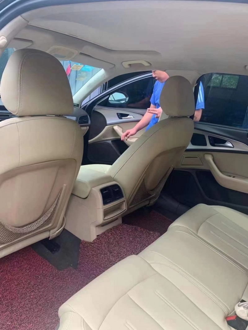 青岛12年奥迪A6L1