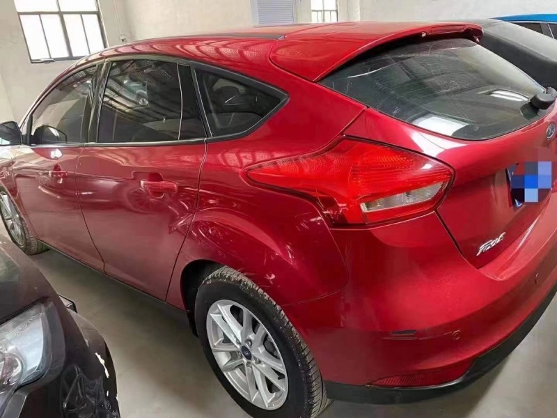 济宁15年福特福克斯4