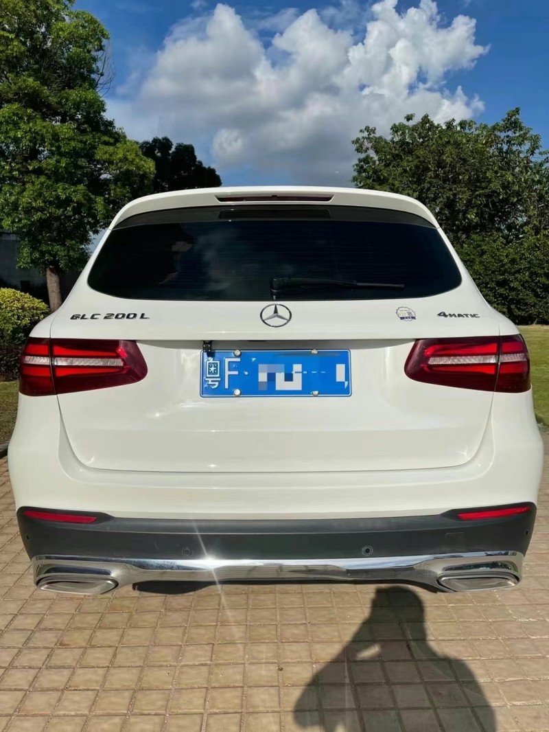 广州19年奔驰GLC8