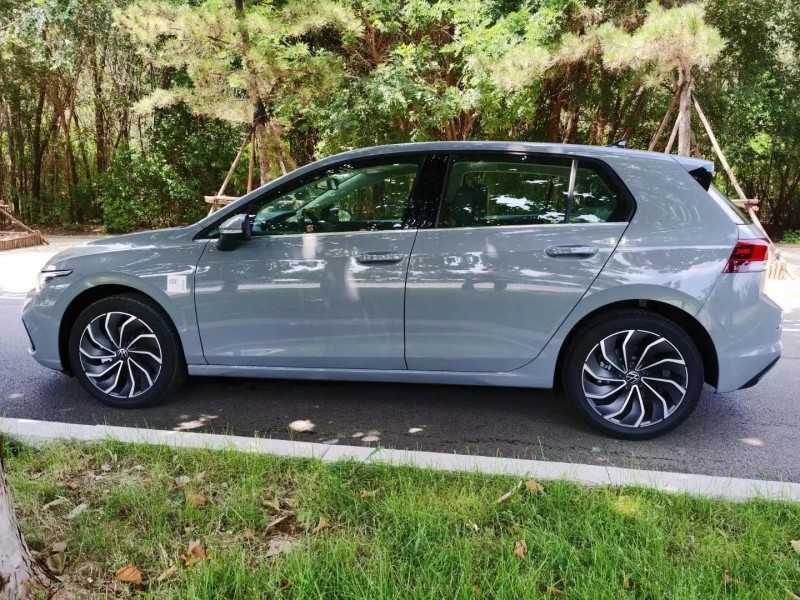 保定21年大众高尔夫3