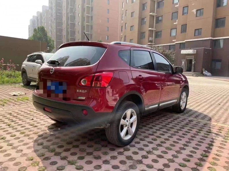 保定14年日产逍客4