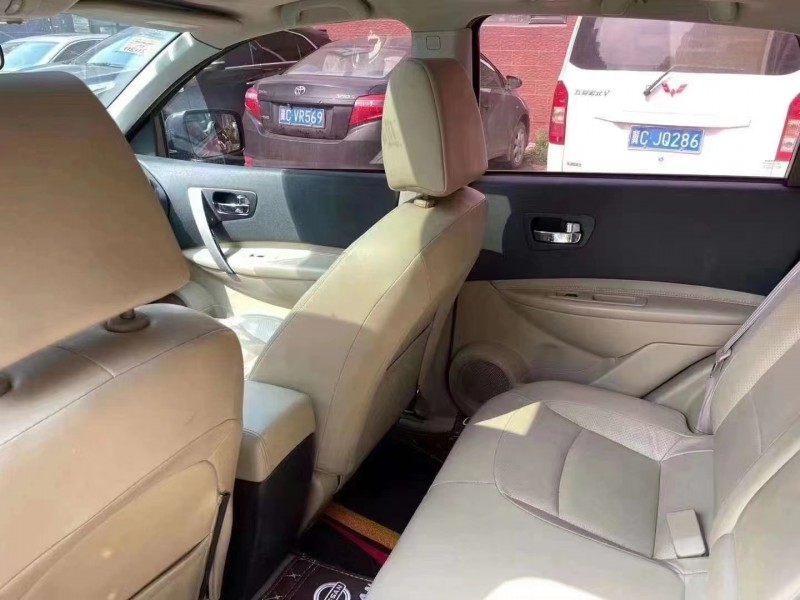 保定14年日产逍客9