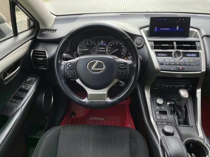 广州17年雷克萨斯NX7