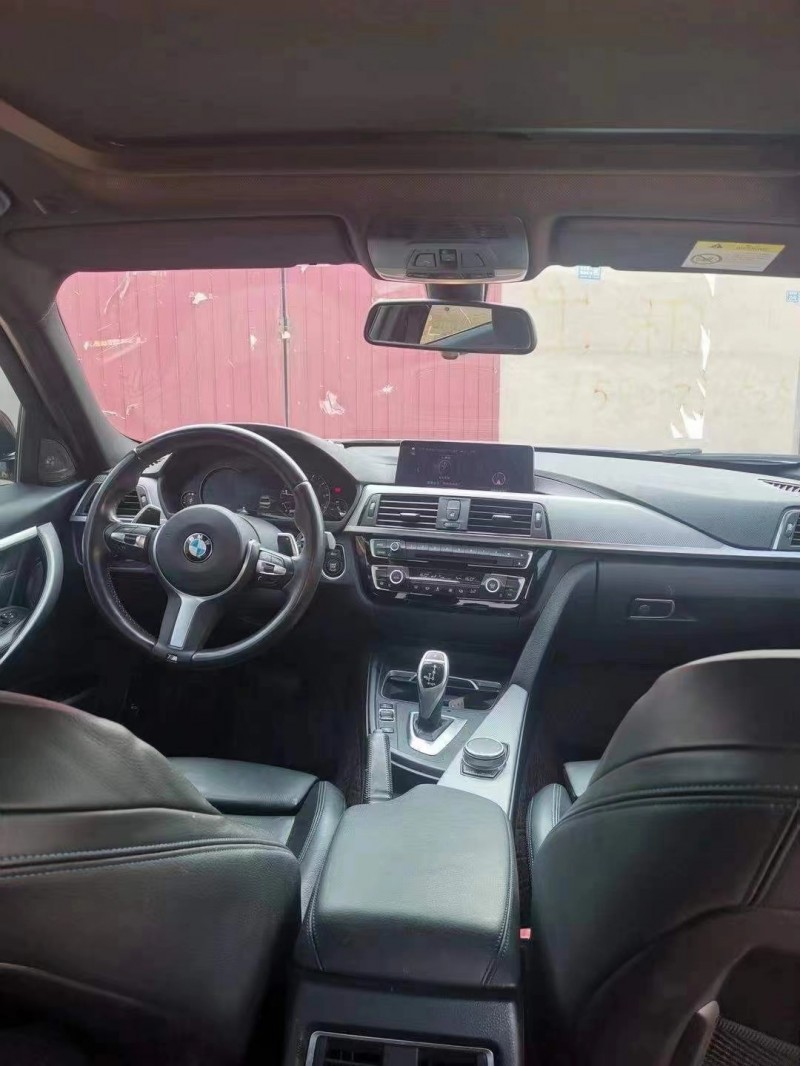 保定18年宝马3系3