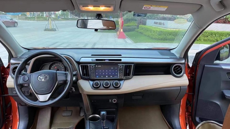 广州14年丰田RAV44