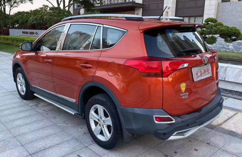 广州14年丰田RAV47