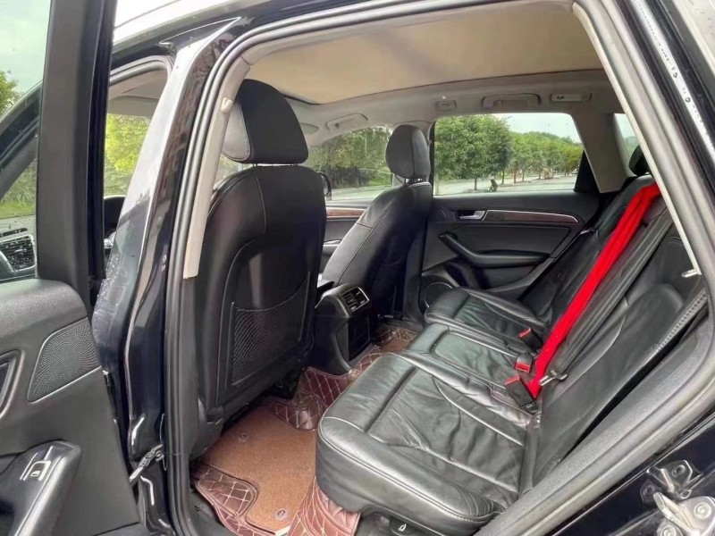 武汉13年奥迪Q55