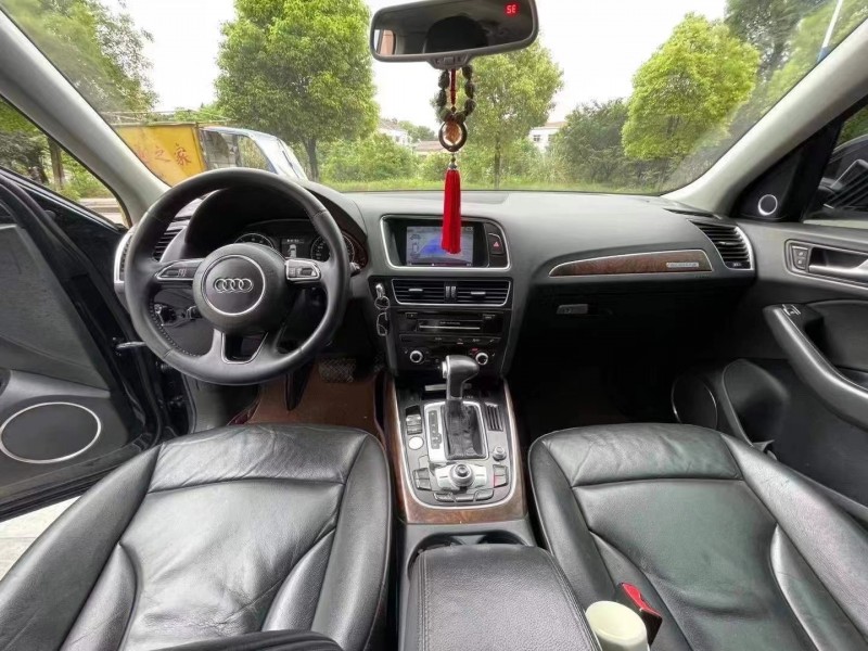 武汉13年奥迪Q57