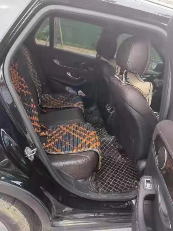 成都18年奔驰GLC6