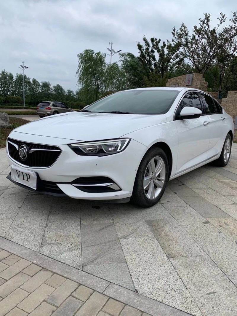 枣庄18年别克君威2