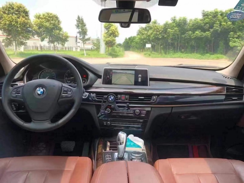 成都16年宝马X55