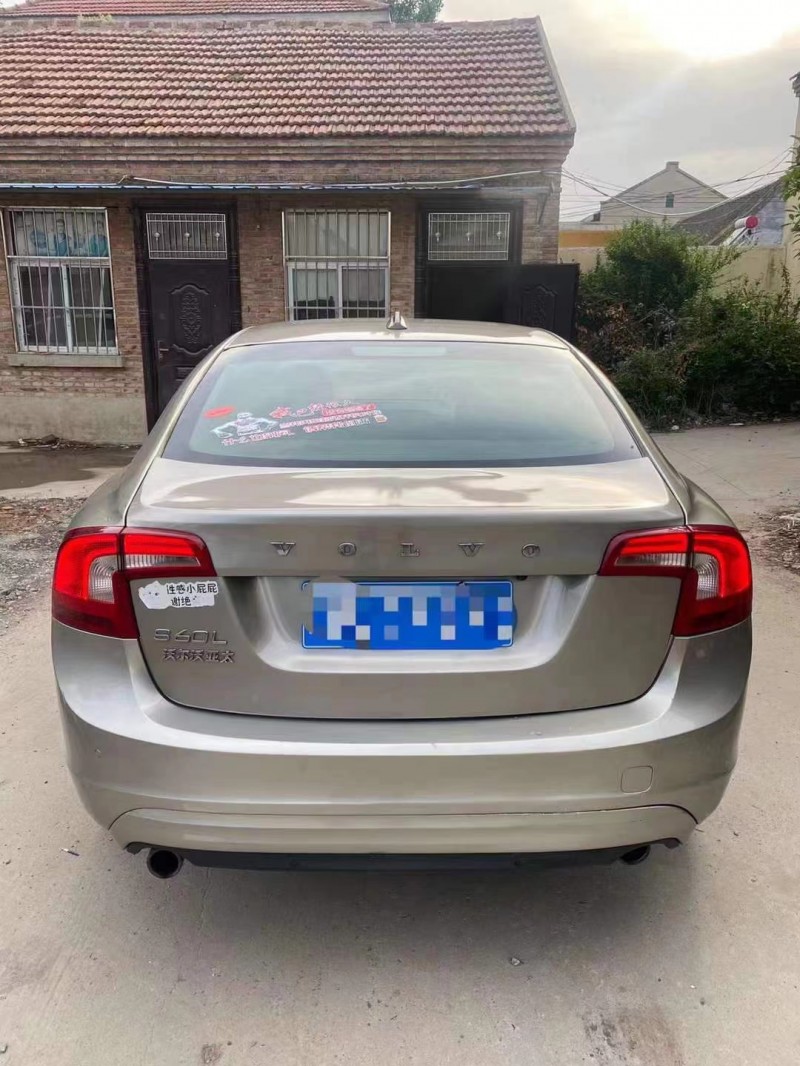 濰坊15年沃爾沃S60L8
