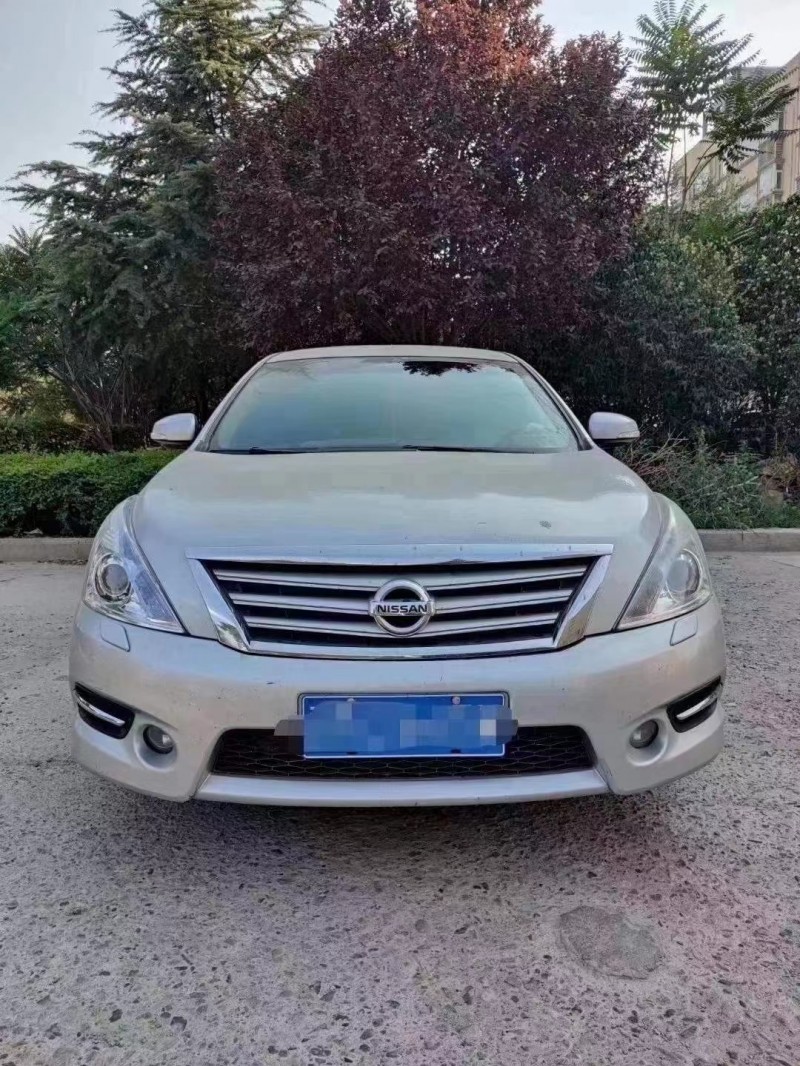 呂梁13年日產天籟1
