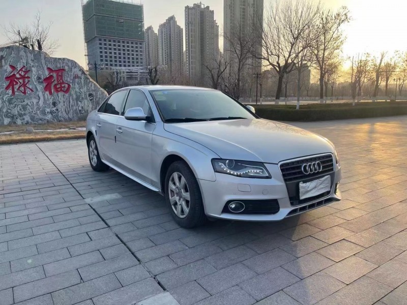 煙臺12年奧迪A4L7