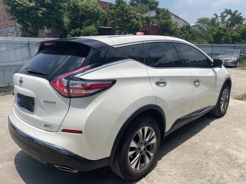 佛山20年日产楼兰2