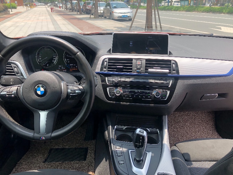 佛山19年宝马2系5