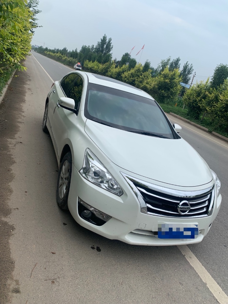 聊城15年日產天籟5