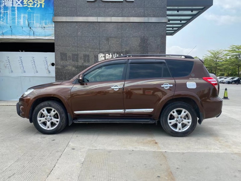 东莞12年丰田RAV4荣放4