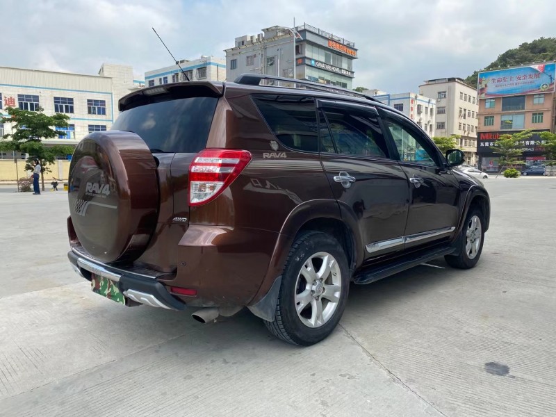 东莞12年丰田RAV4荣放5