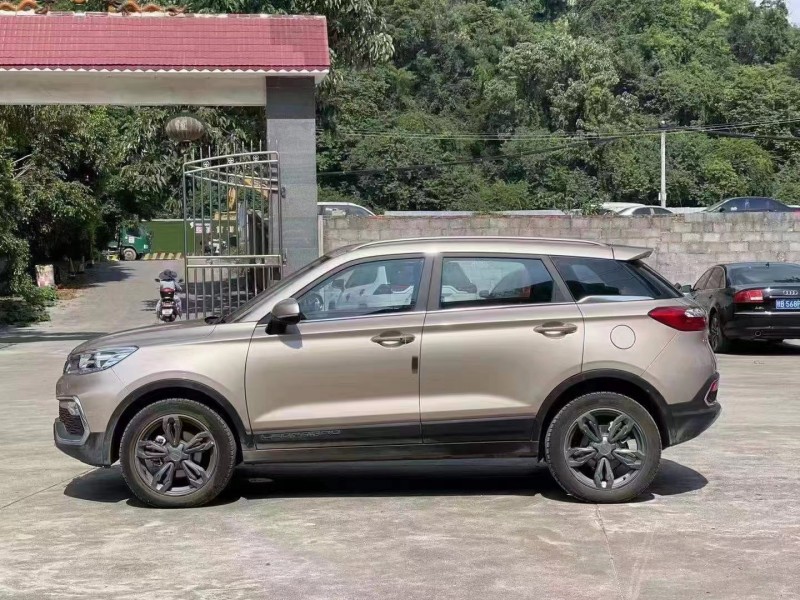 桂林19年獵豹汽車CS93
