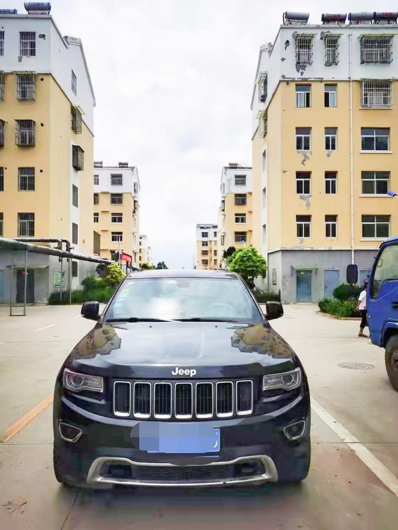 徐州14年Jeep大切諾基9