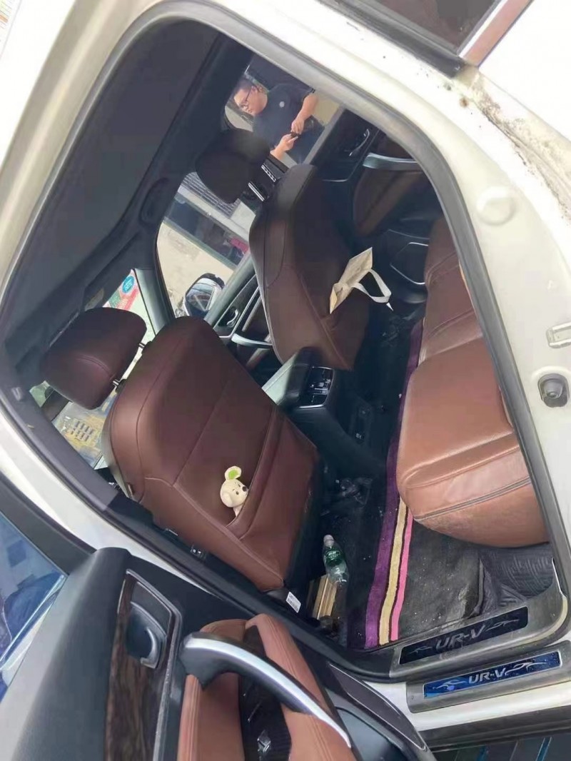 益阳17年本田冠道5