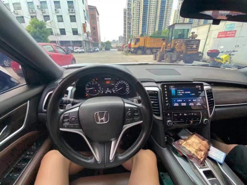 益阳17年本田冠道7