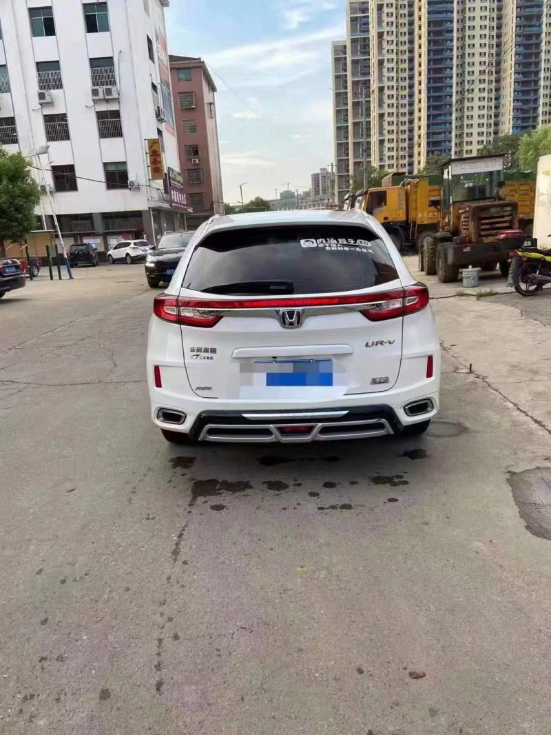 益阳17年本田冠道8