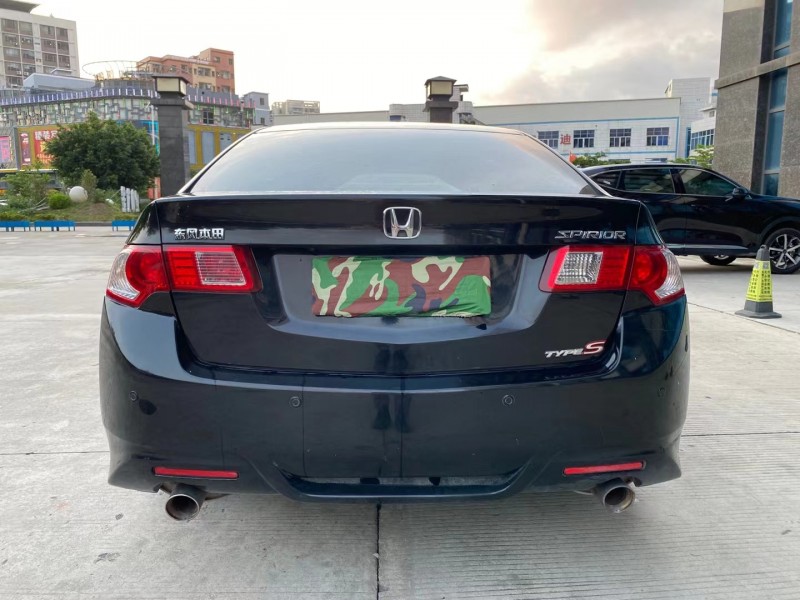 东莞11年本田思铂睿1