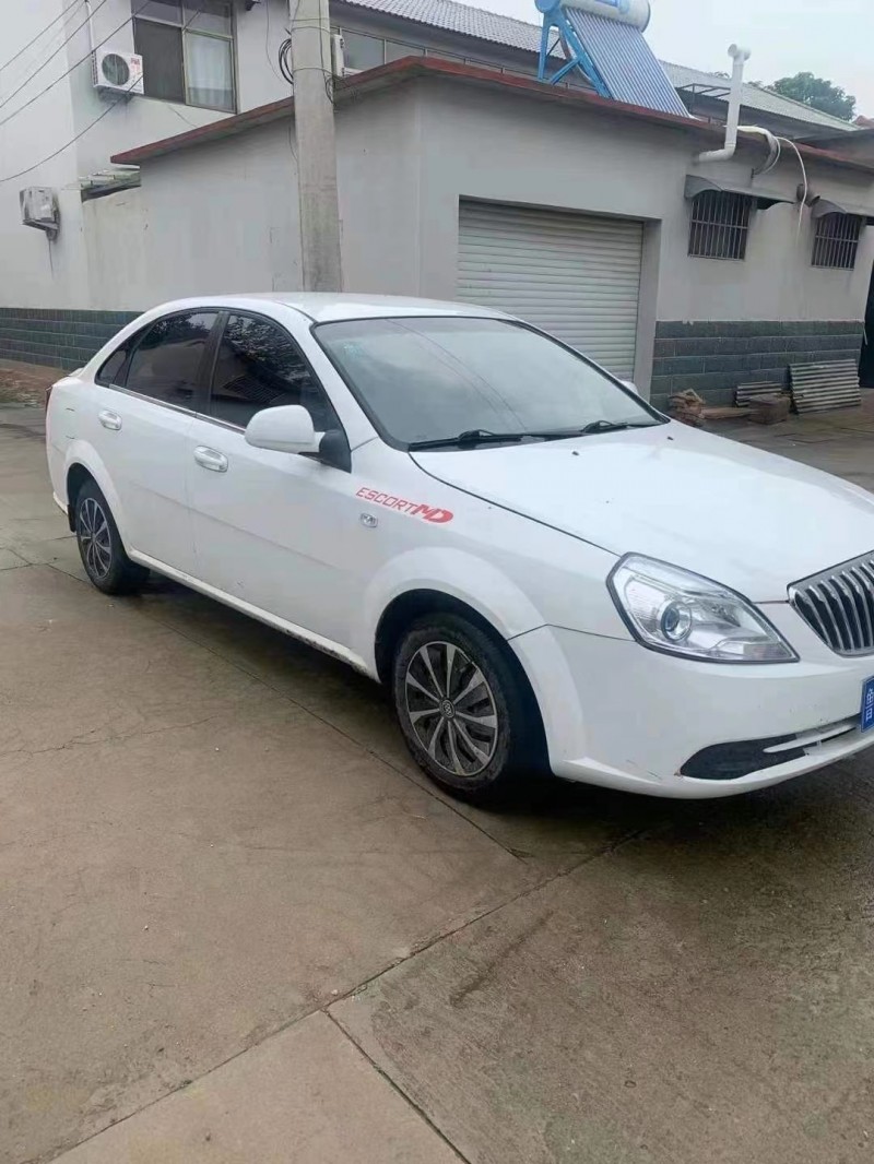 枣庄16年别克凯越3