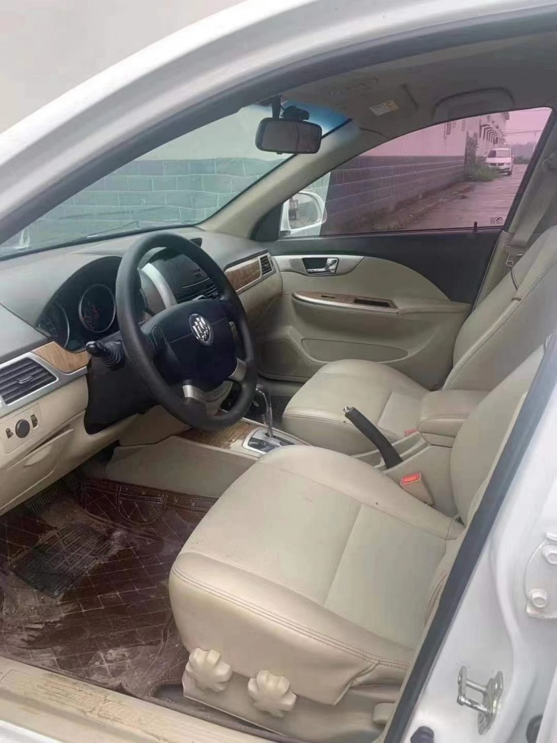 枣庄16年别克凯越6