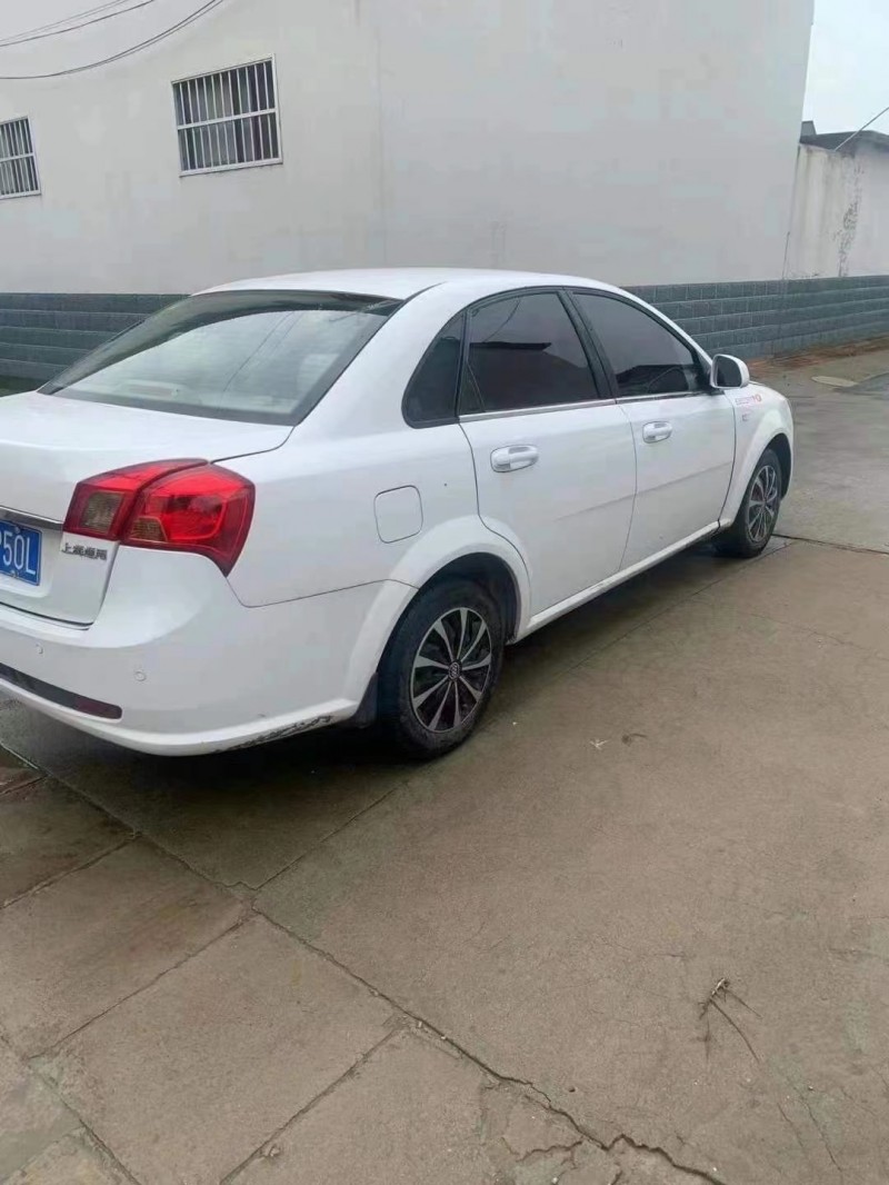 枣庄16年别克凯越8